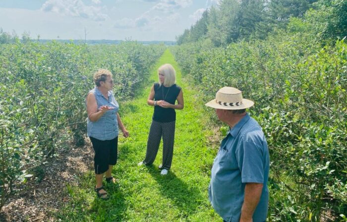 0E87A784-F96F-4CC3-B641-E89F106DAD63